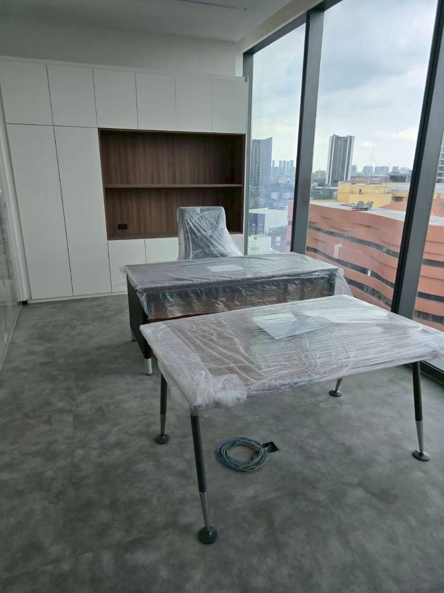 ผลงานการรื้อถอดขนย้ายเฟอร์นิเจอร์ ESSO 1